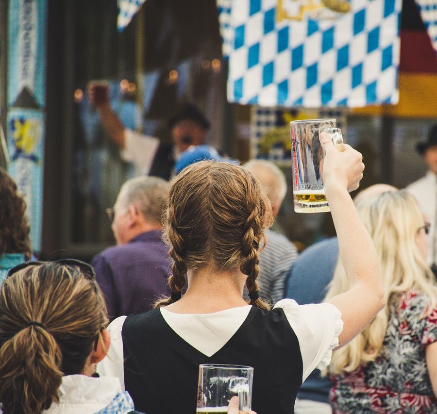 Volle Festzelte, trotz immenser Preise – Wie attraktiv ist noch die Dult in Regensburg?